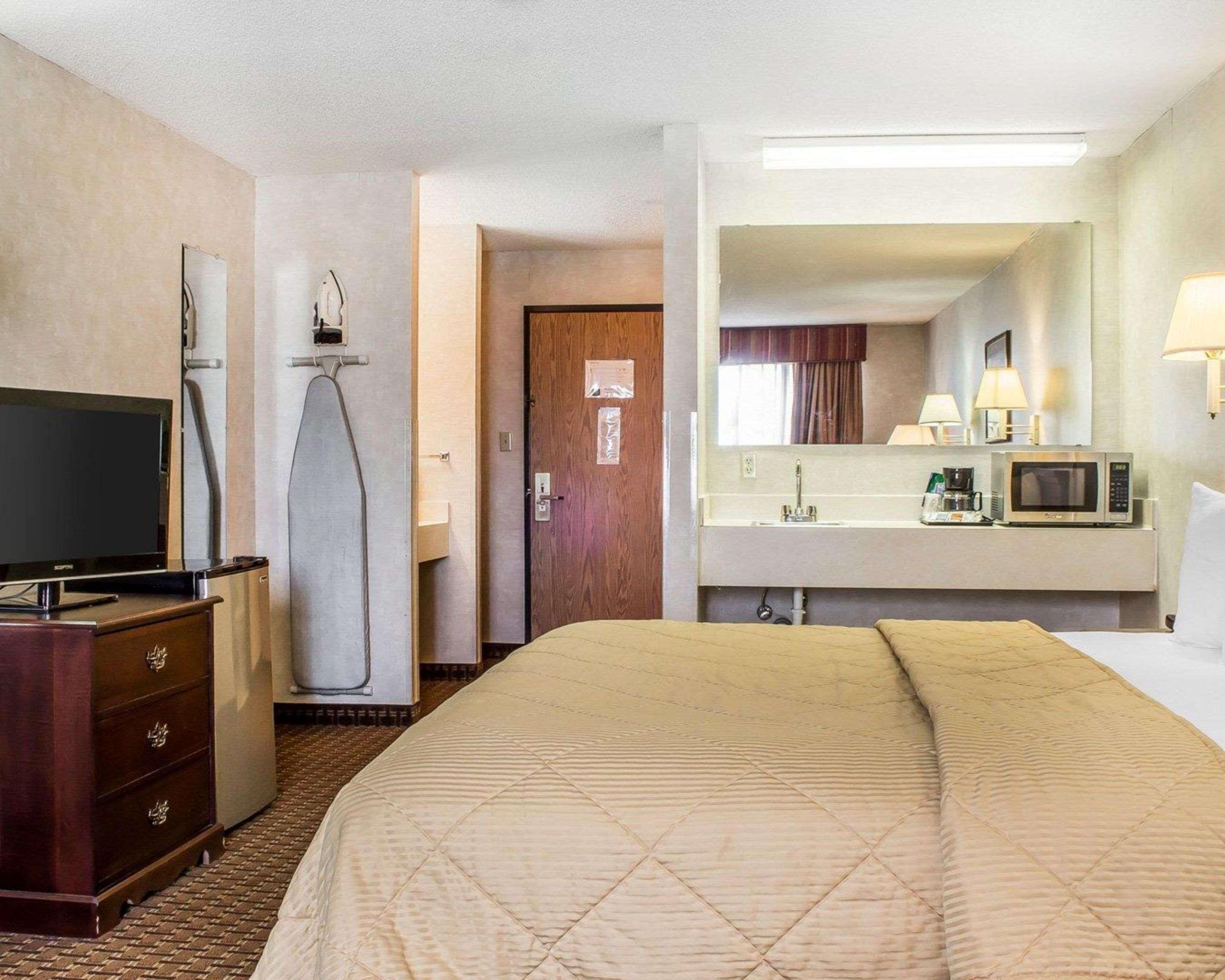 Quality Inn & Suites Yuma Exterior photo