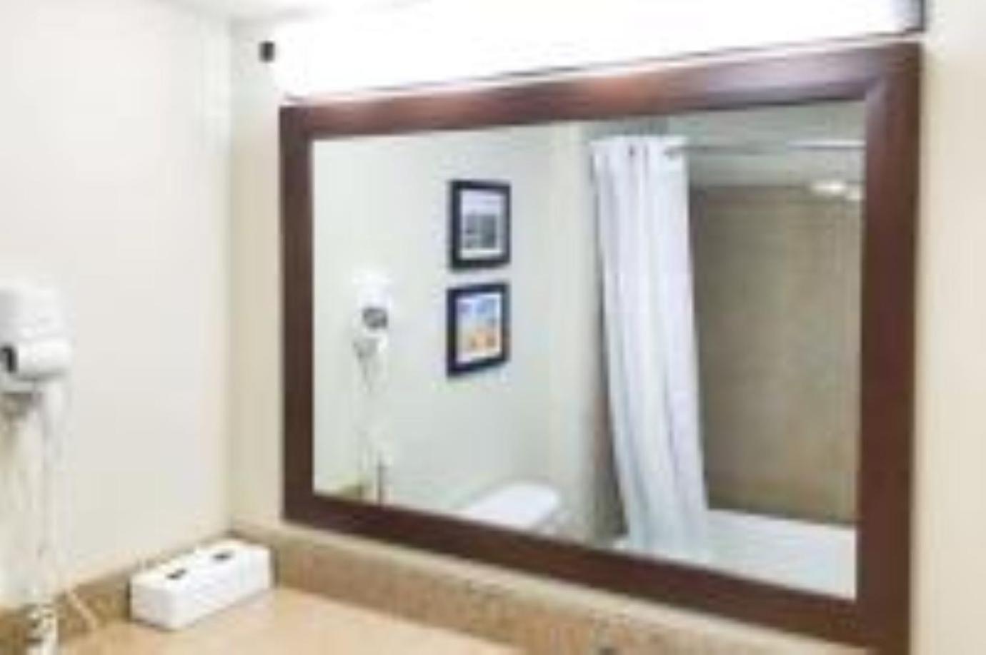 Quality Inn & Suites Yuma Exterior photo