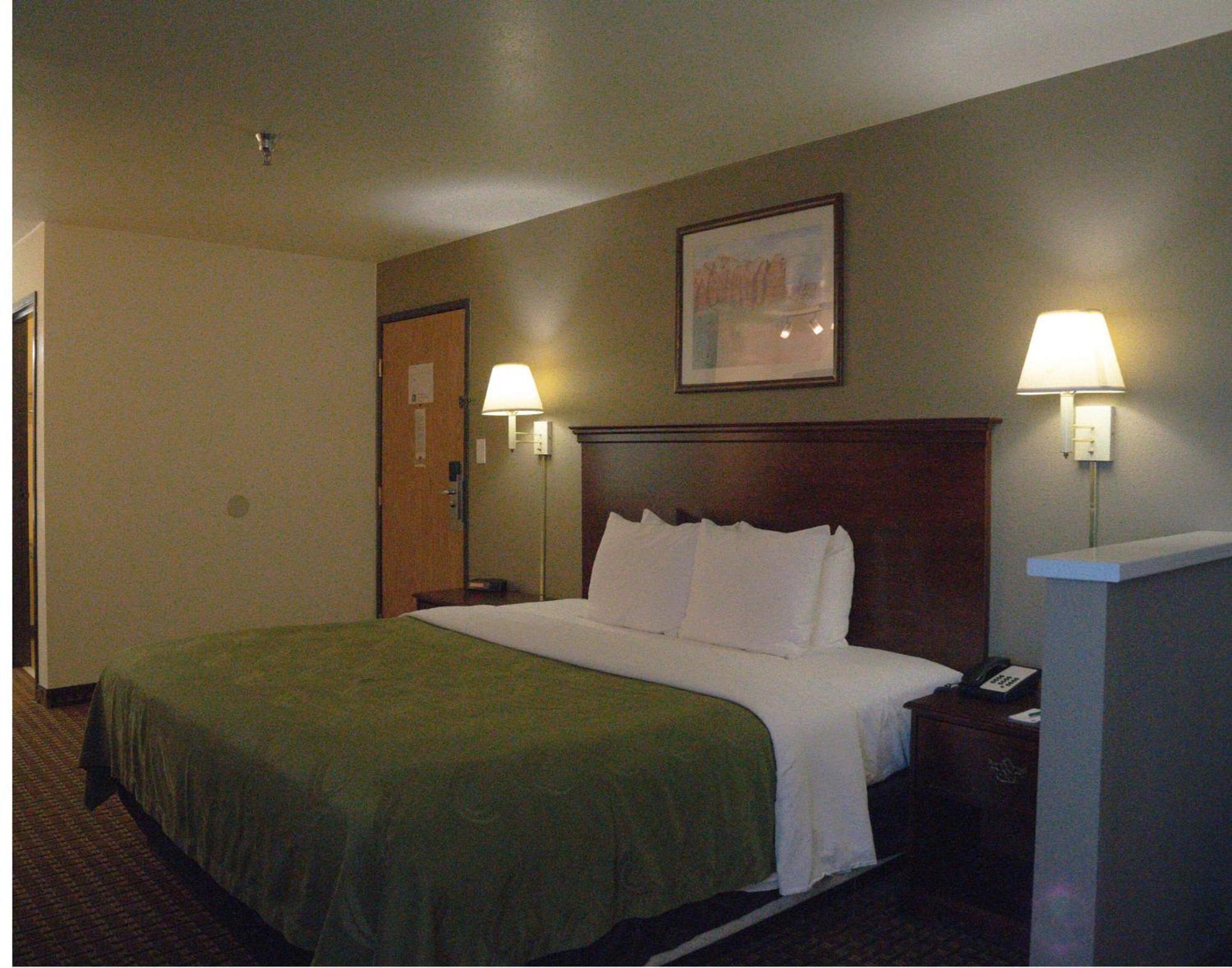 Quality Inn & Suites Yuma Exterior photo
